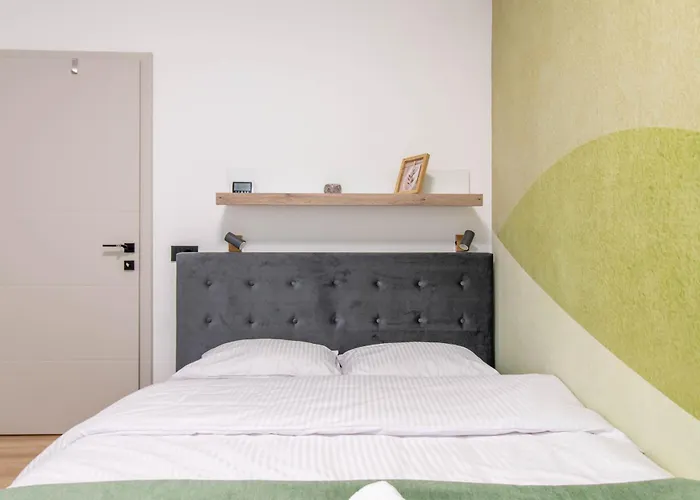 Alice Apartment